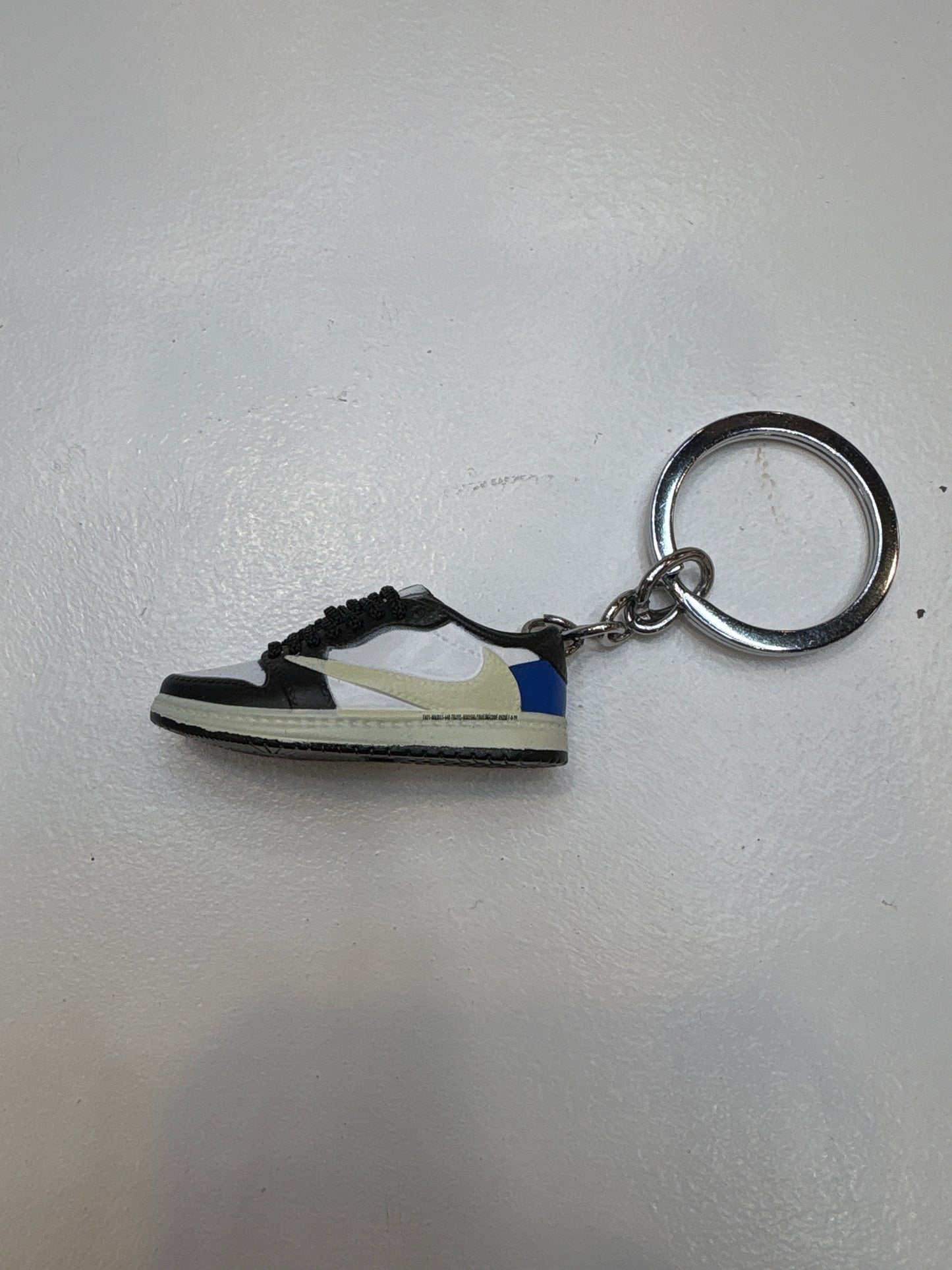 Jordan 1 Low Travis Scott Fragment Keychain