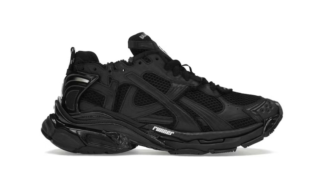 Balenciaga Runner Matte Black (Used)