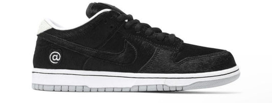 Nike Dunk Low SB Medicom