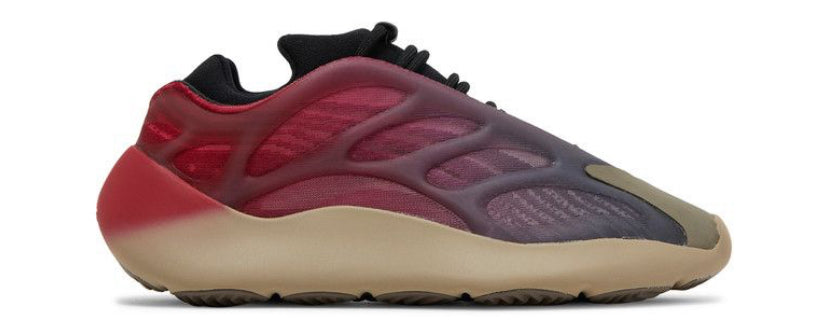 Yeezy 700 Fade Carbon (Used)