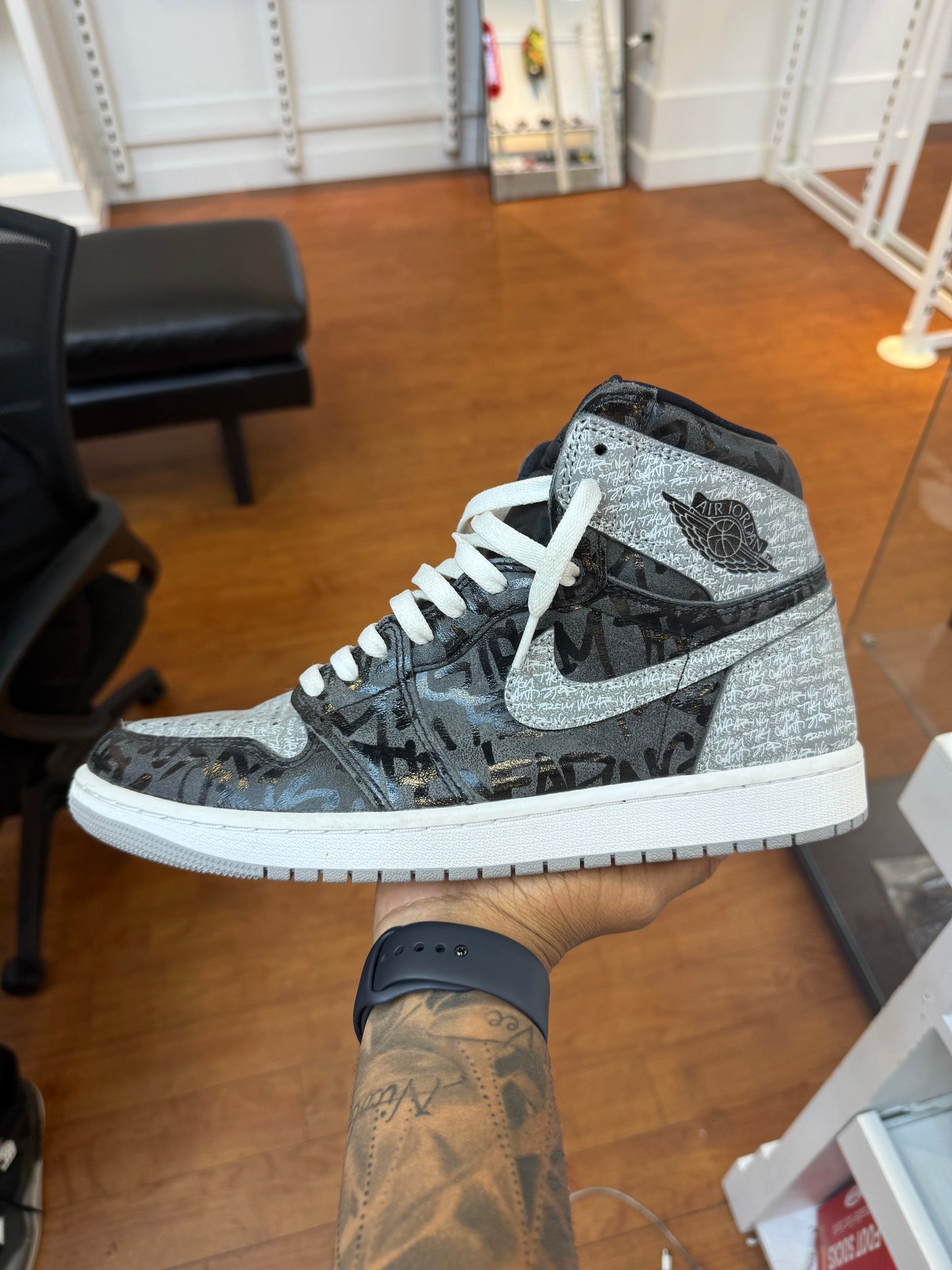 Jordan 1 High Rebellion (Used)