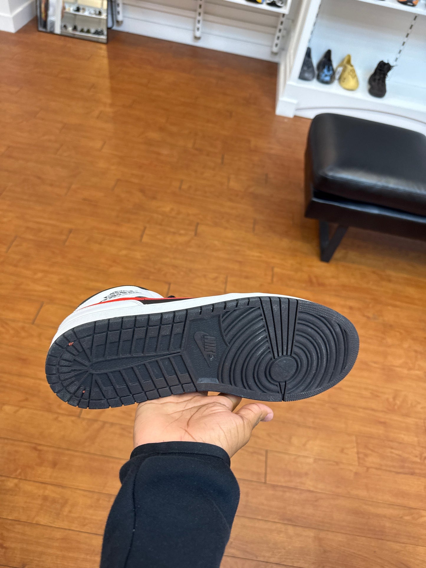 Jordan 1 Chile Red (Used)
