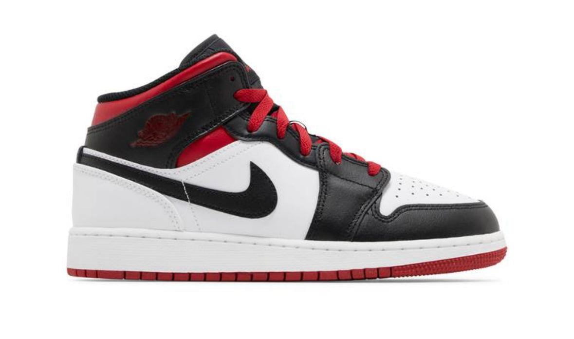 Jordan 1 Mid Gym Red Black Toe GS