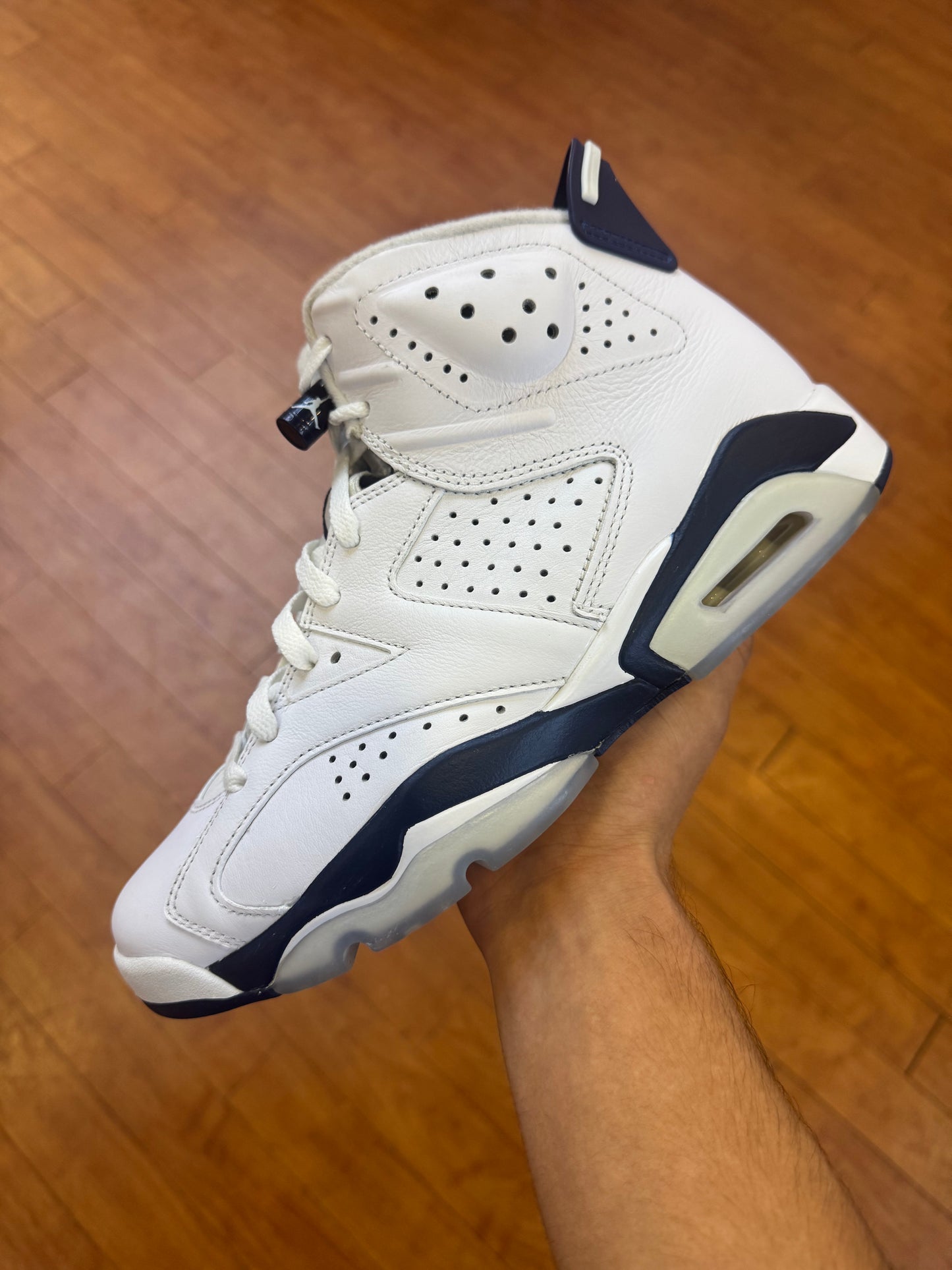 Jordan 6 Midnight Navy (Used)