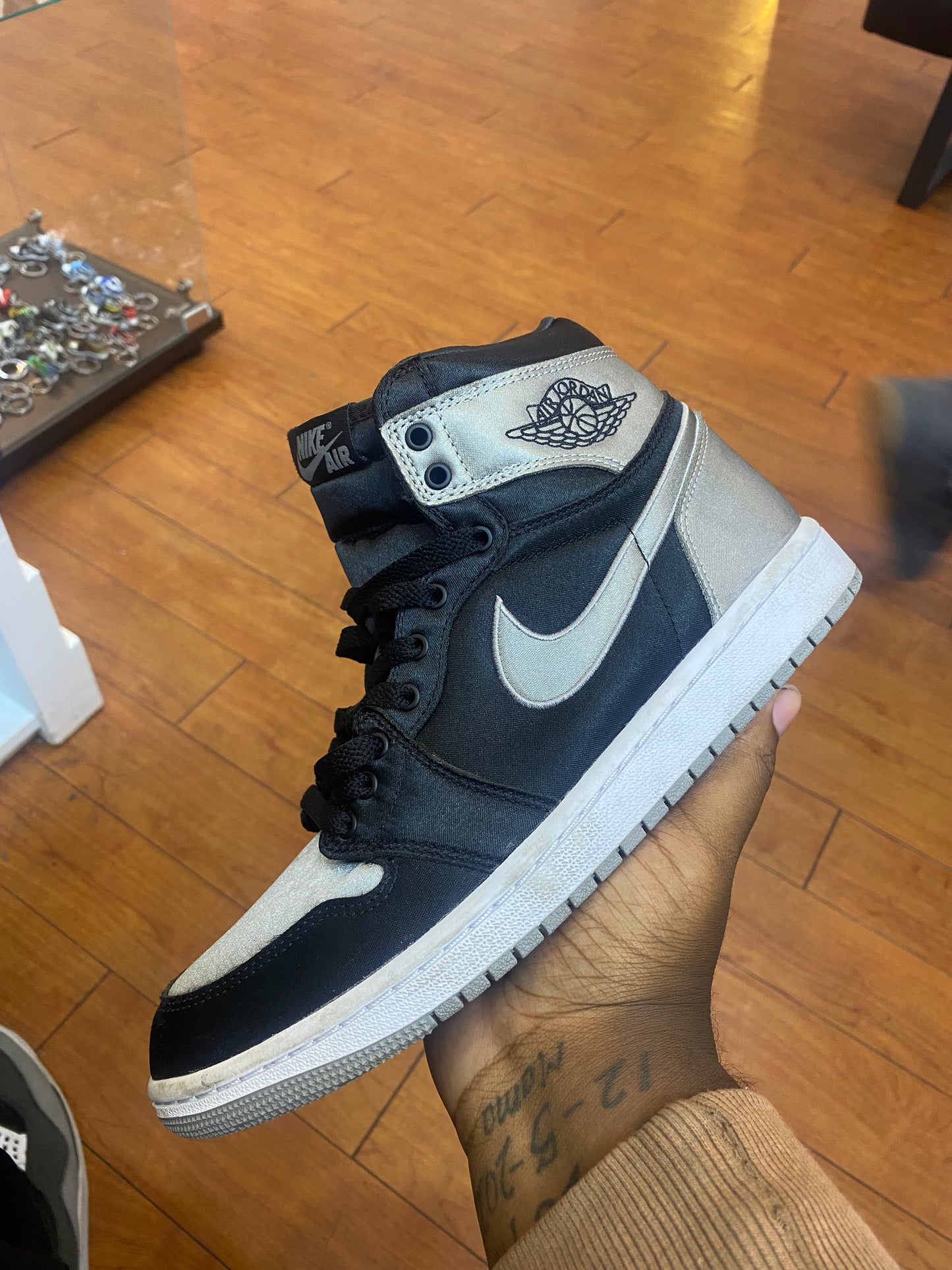 Jordan 1 High Satin Shadow W (Used)