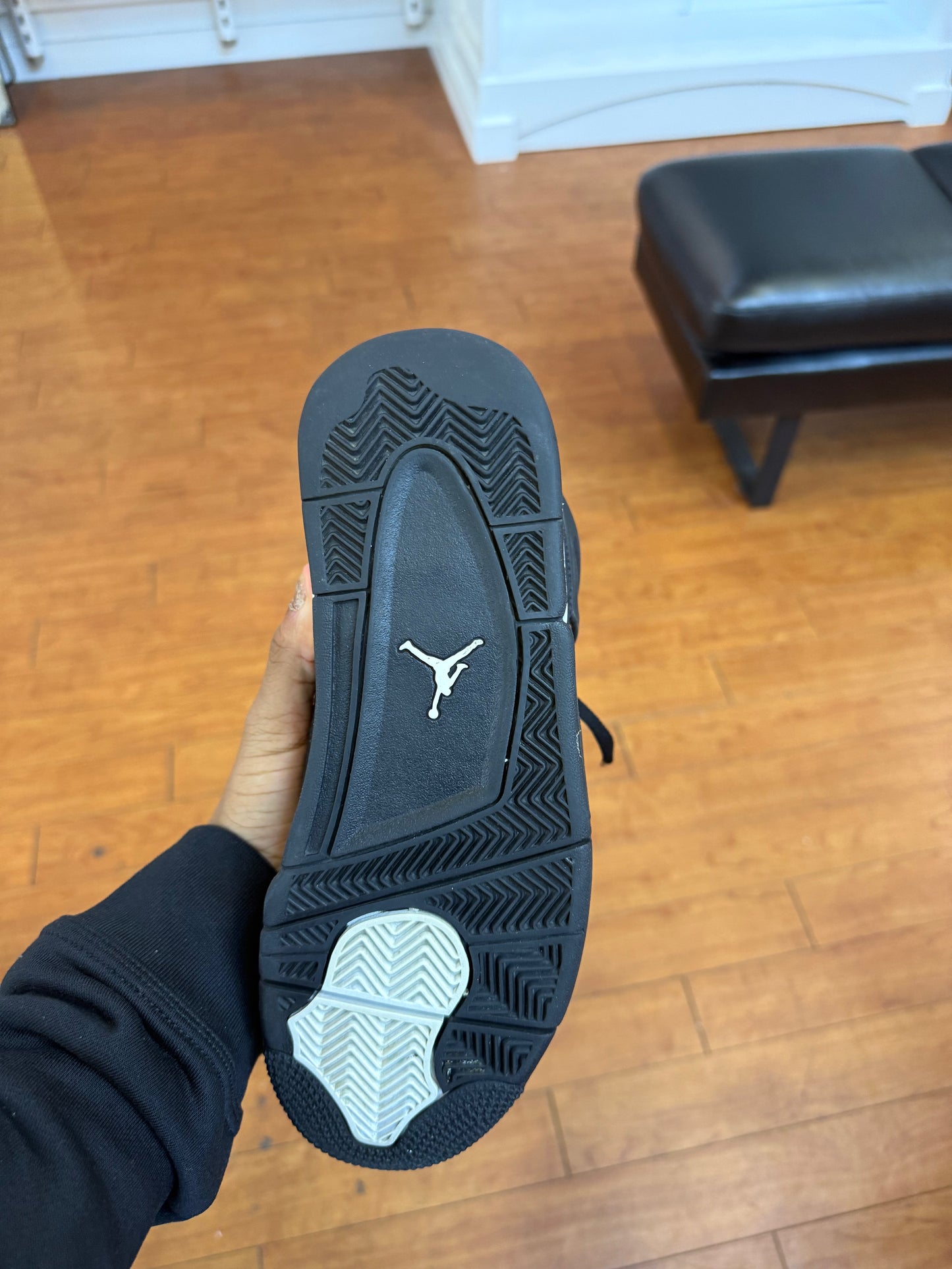 Jordan 4 White Thunder (Used)